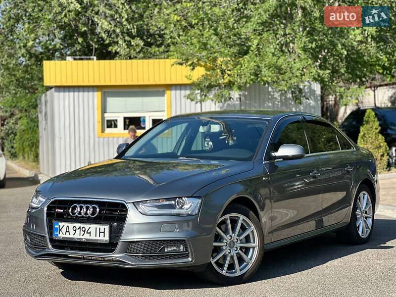 Седан Audi A4 2014 в 