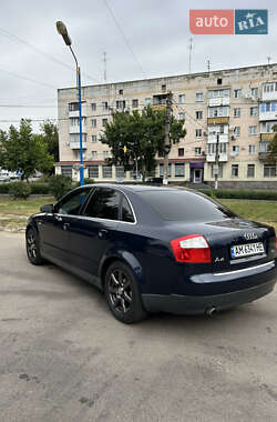 Седан Audi A4 2003 в 