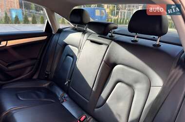 Седан Audi A4 2013 в 