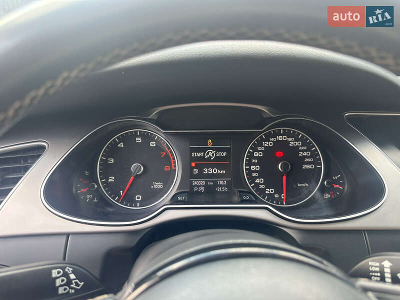Седан Audi A4 2013 в Киеве