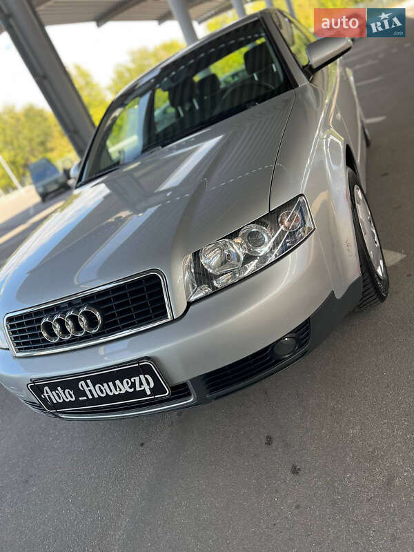 Седан Audi A4 2002 в Запорожье