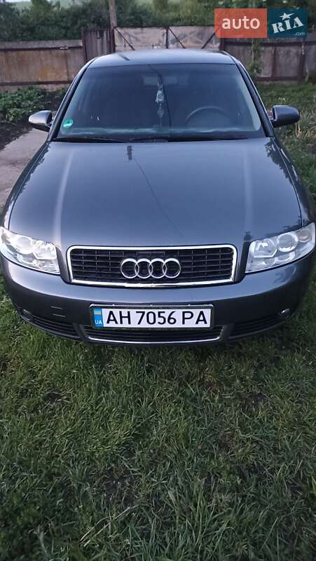 Седан Audi A4 2003 в Александровке (Краматорского района) фото 2 Седан Audi A4 2003 в Александровке (Краматорского района)