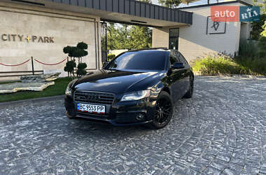 Седан Audi A4 2011 в Львове