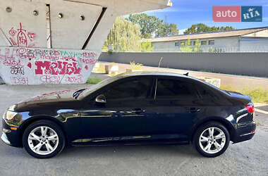 Седан Audi A4 2018 в 