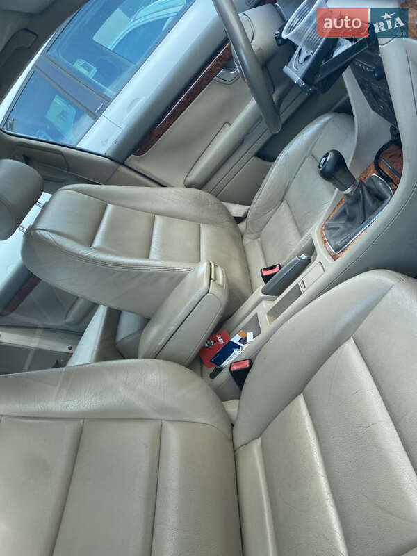 Универсал Audi A4 2001 в Хмельницком