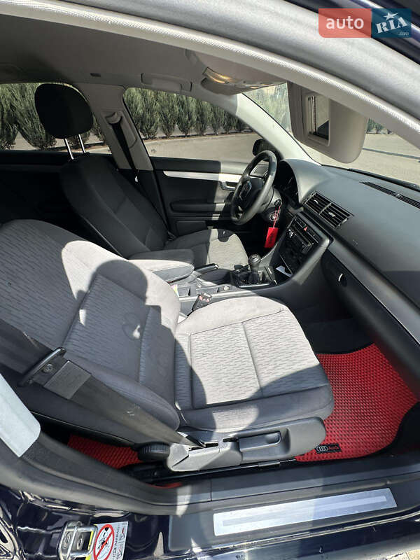 Седан Audi A4 2006 в Полтаве