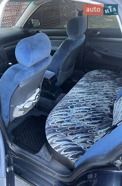 Седан Audi A4 1995 в 