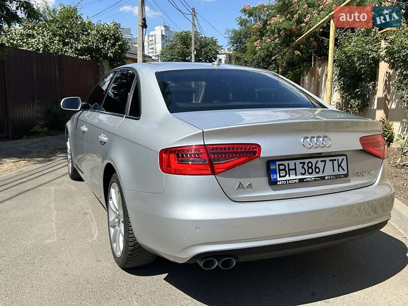 Седан Audi A4 2014 в 