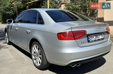 Седан Audi A4 2014 в 