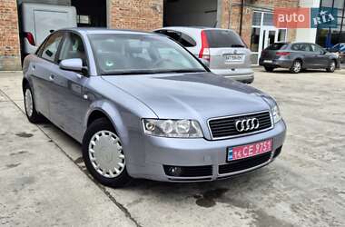 Седан Audi A4 2004 в Калуше