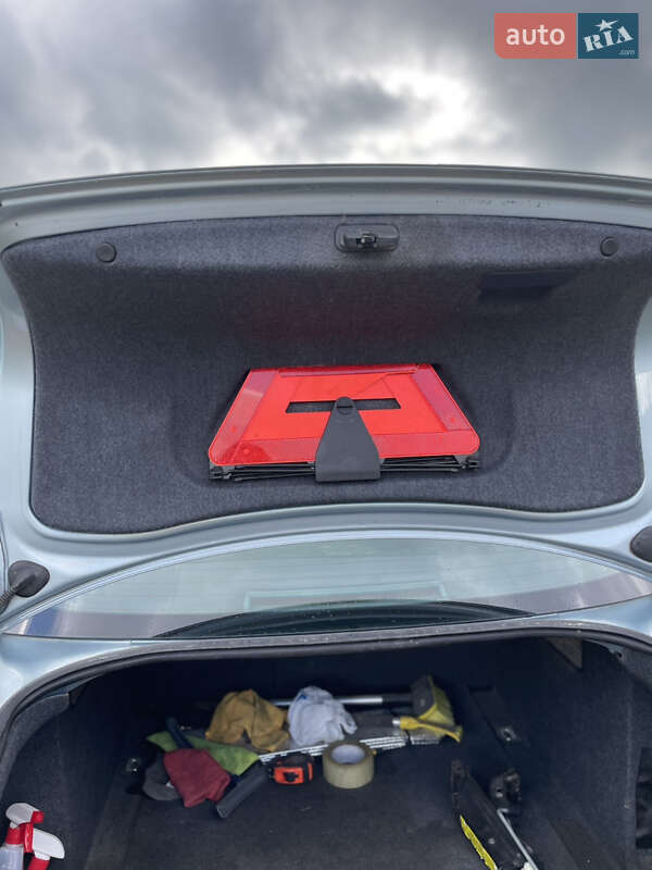 Седан Audi A4 2002 в Золочеве