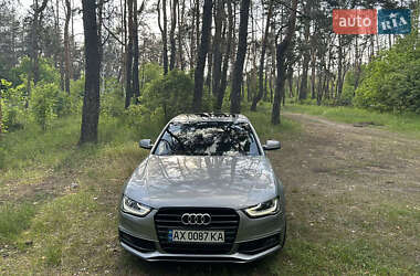 Седан Audi A4 2015 в 