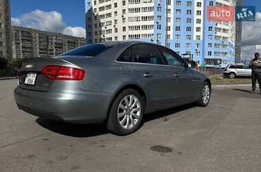 Седан Audi A4 2009 в 