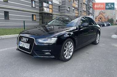 Седан Audi A4 2012 в 