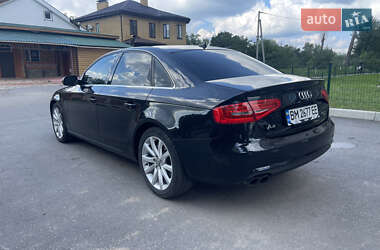 Седан Audi A4 2012 в 