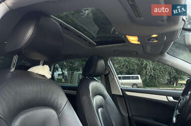 Седан Audi A4 2012 в 