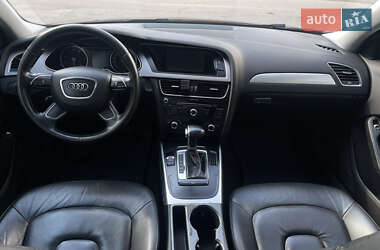 Седан Audi A4 2012 в 