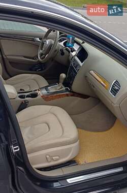 Седан Audi A4 2010 в 