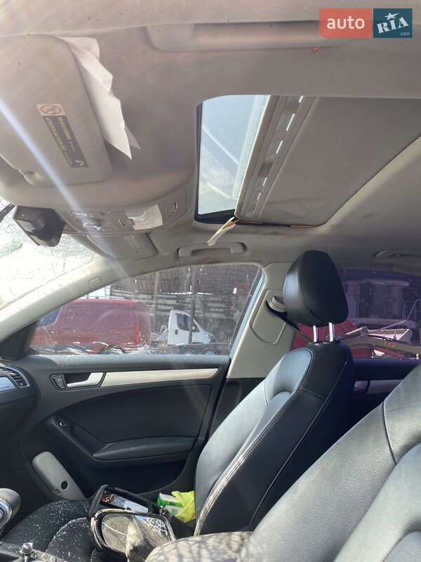 Седан Audi A4 2014 в Гадяче