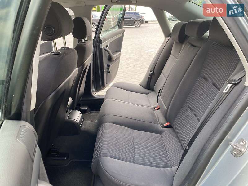 Седан Audi A4 2005 в Виннице