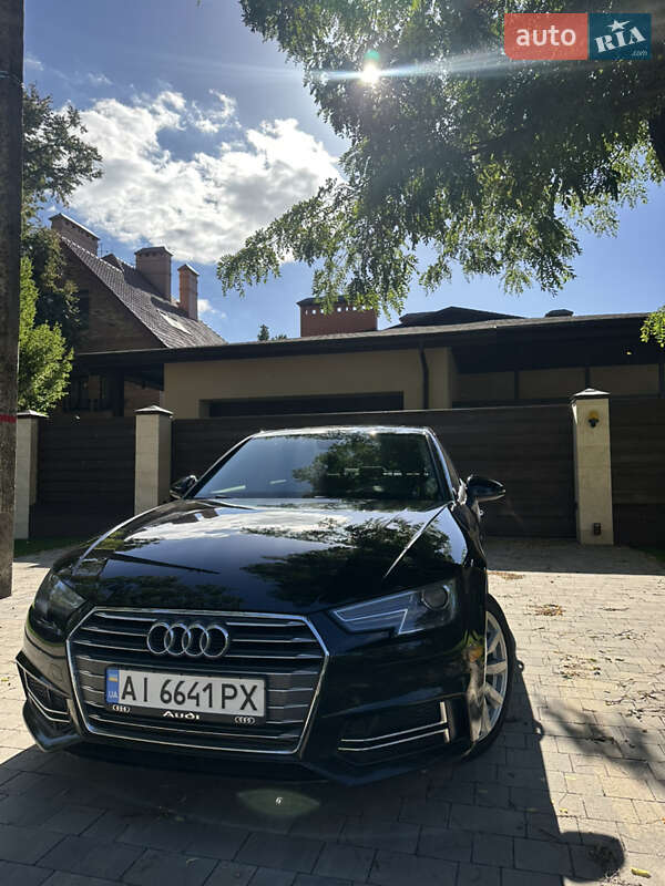 Седан Audi A4 2018 в Киеве
