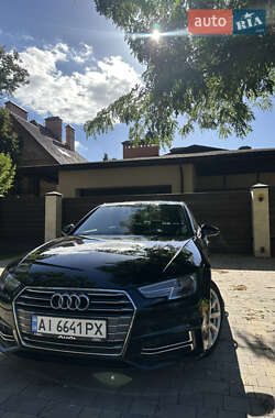 Седан Audi A4 2018 в 