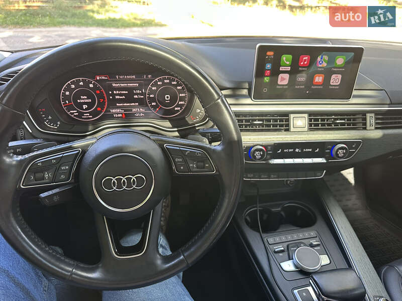 Седан Audi A4 2018 в Киеве