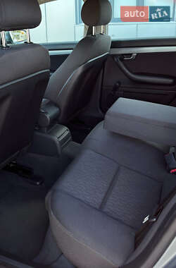 Седан Audi A4 2005 в 