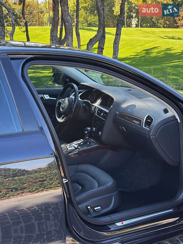 Седан Audi A4 2015 в Дніпрі
