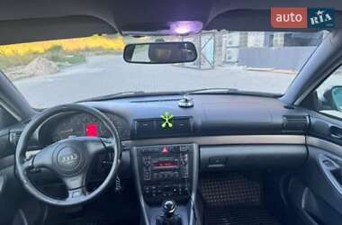 Универсал Audi A4 2000 в 