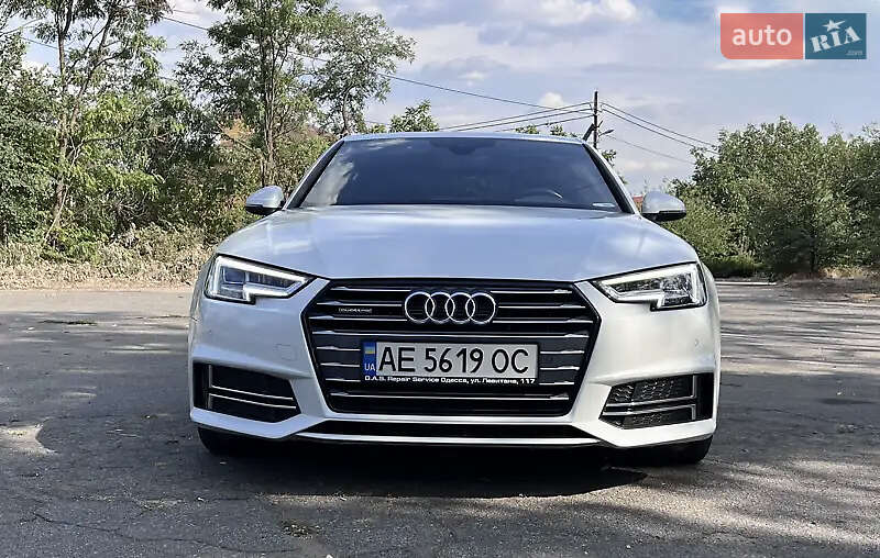 Седан Audi A4 2015 в Кривому Розі