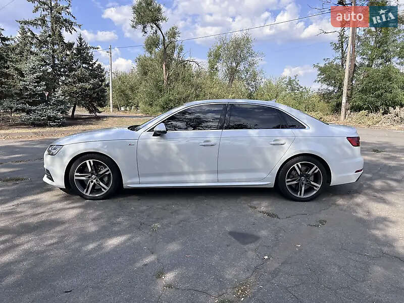 Седан Audi A4 2015 в Кривому Розі