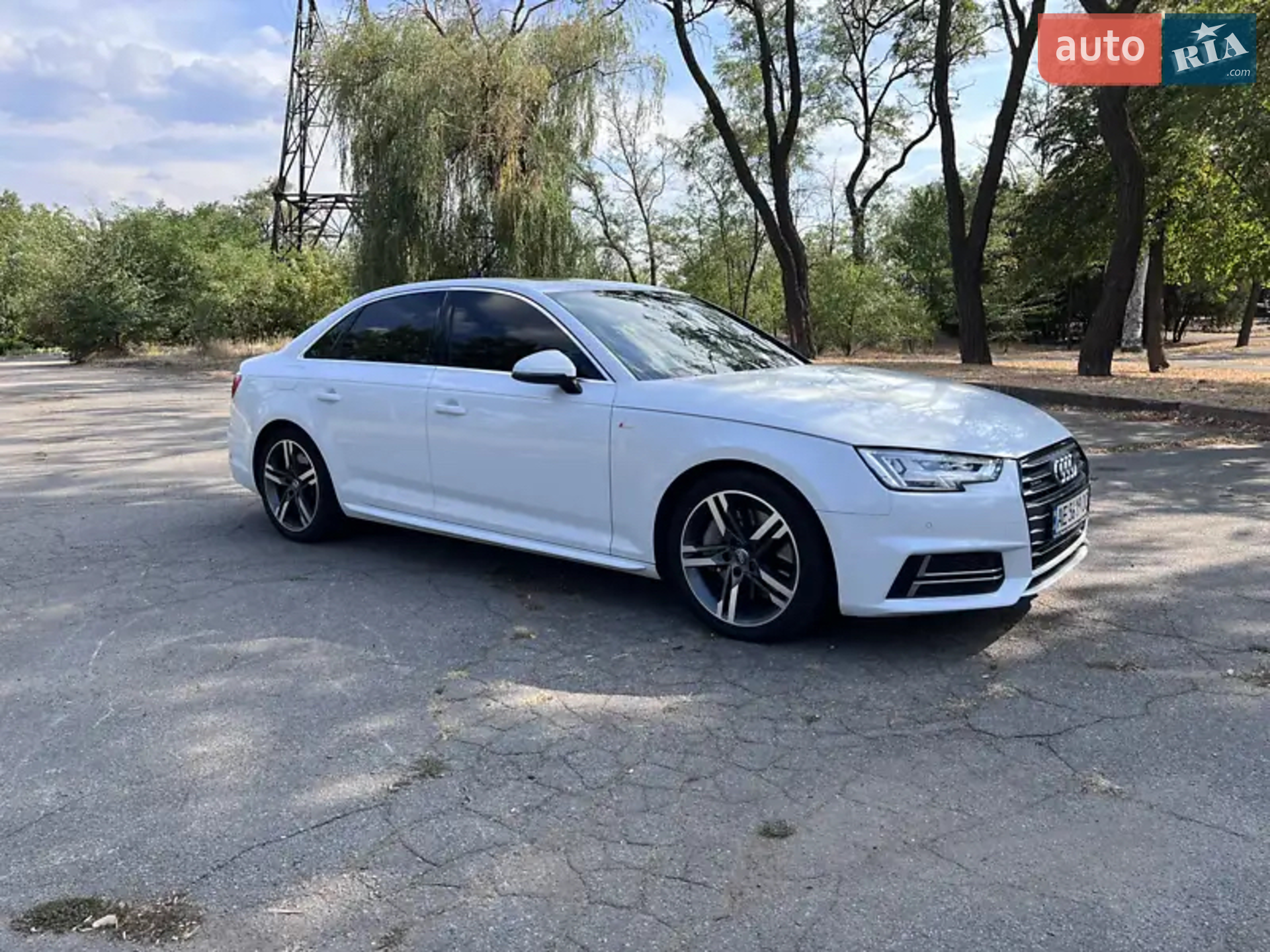 2015 Audi A4 - мініатюра 10