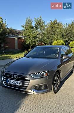 Седан Audi A4 2022 в Бердичеві