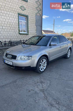 Седан Audi A4 2001 в 