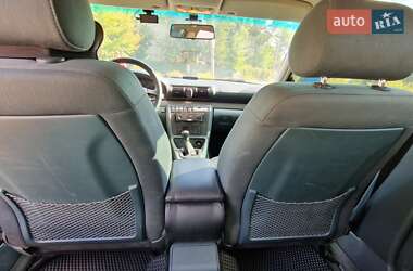 Седан Audi A4 1998 в 