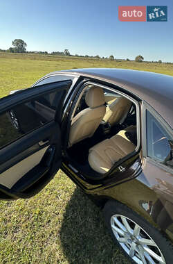 Седан Audi A4 2012 в 