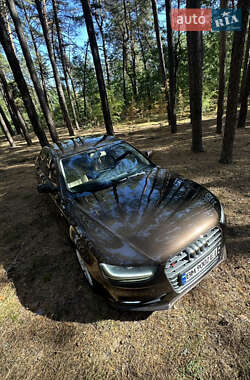 Седан Audi A4 2012 в 
