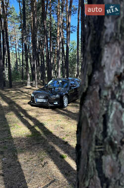 Седан Audi A4 2012 в 