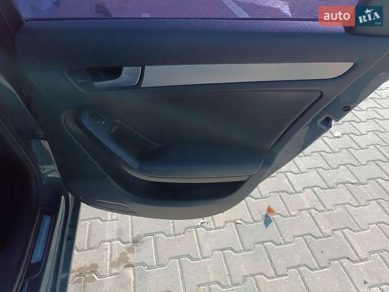 Седан Audi A4 2009 в Киеве