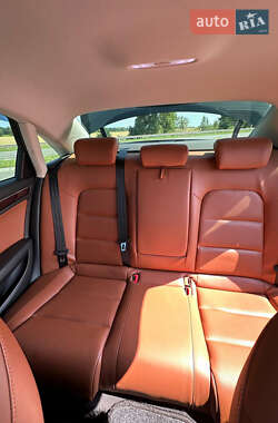 Седан Audi A4 2010 в Ромнах