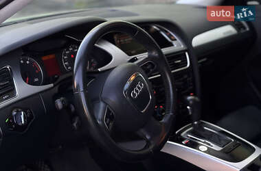 Седан Audi A4 2012 в 