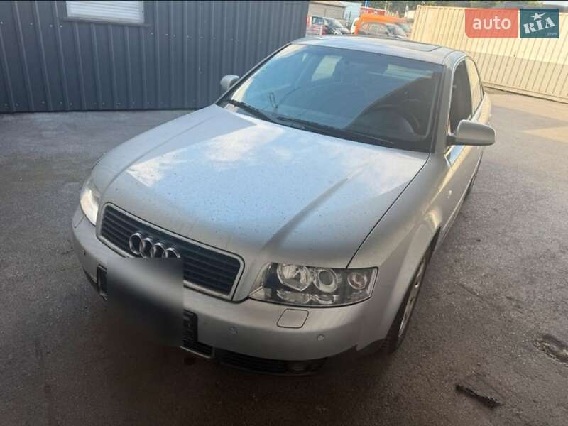 Седан Audi A4 2002 в 