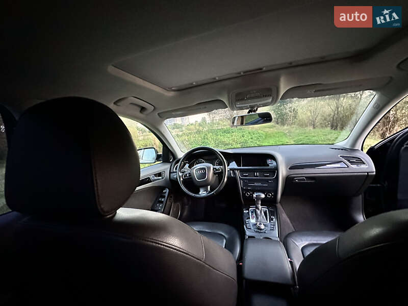 Седан Audi A4 2009 в Вараші