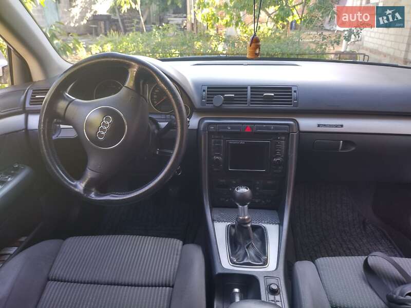 Седан Audi A4 2001 в Кременчуге