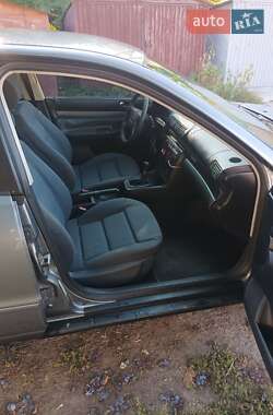 Седан Audi A4 1996 в 