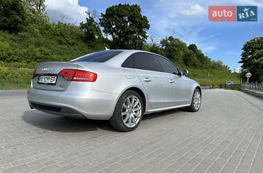 Седан Audi A4 2012 в 