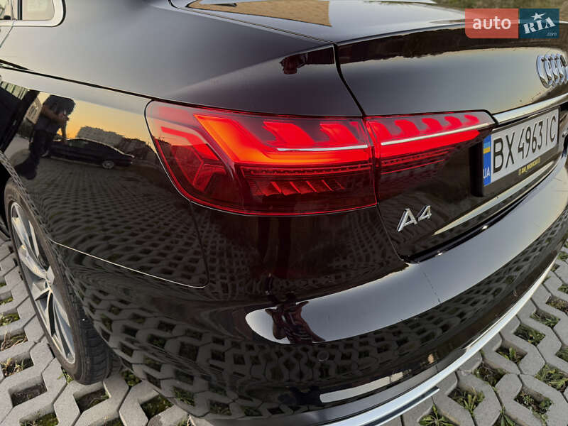 Седан Audi A4 2023 в Хмельницькому