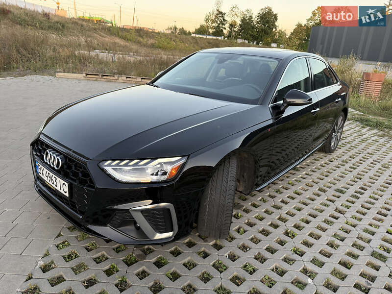Седан Audi A4 2023 в Хмельницькому