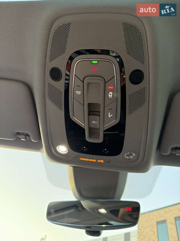 Седан Audi A4 2023 в Хмельницькому